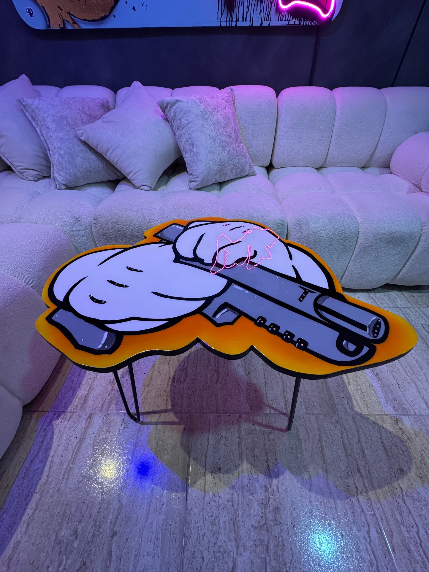 Mesa Pistola.
